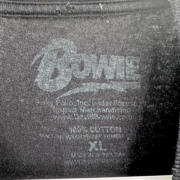 The Man Who Sold The World David Bowie Black T-Shirt - Picture 5 of 5